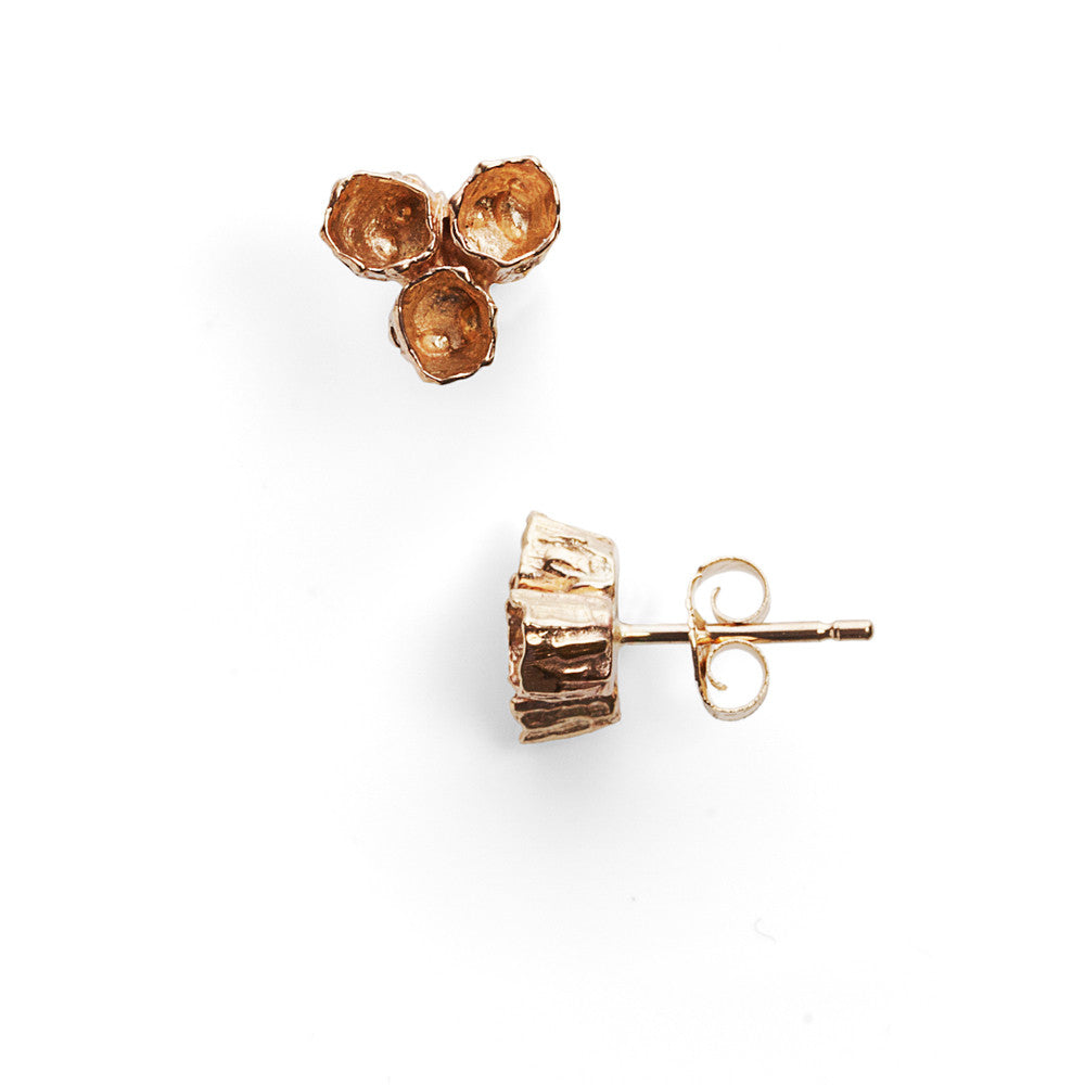 Gold cluster barnacle studs
