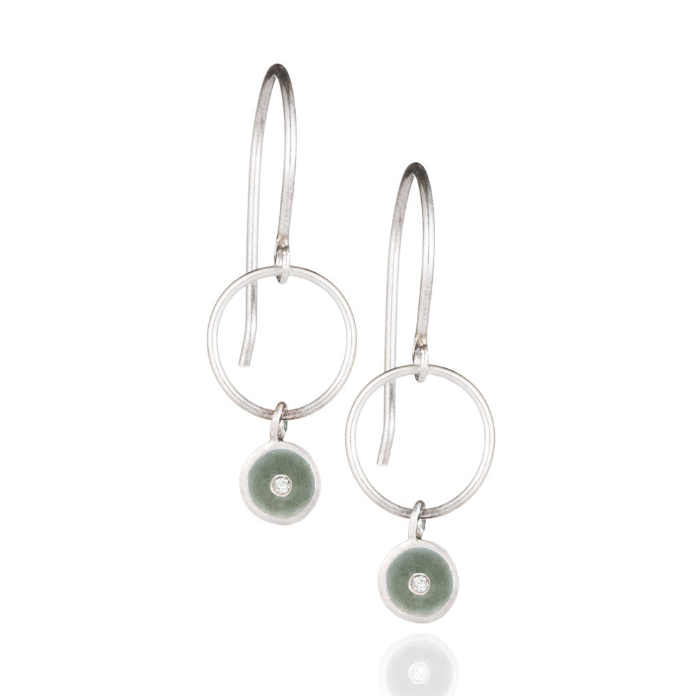 Diamond champagne droplets